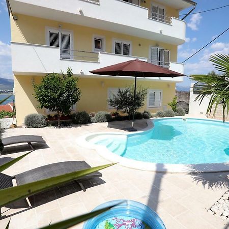 Apartments Sakal Trogir Exterior foto