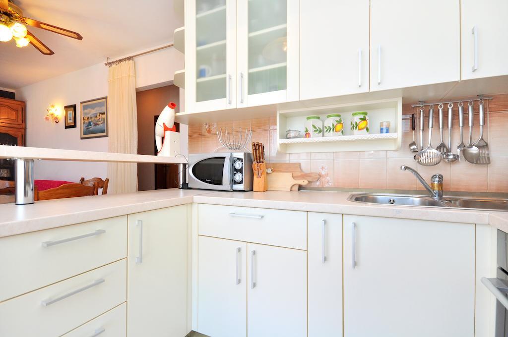 Apartments Sakal Trogir Habitación foto