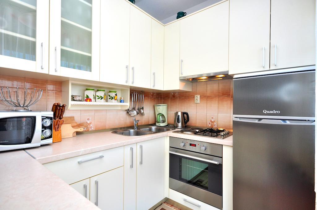 Apartments Sakal Trogir Habitación foto