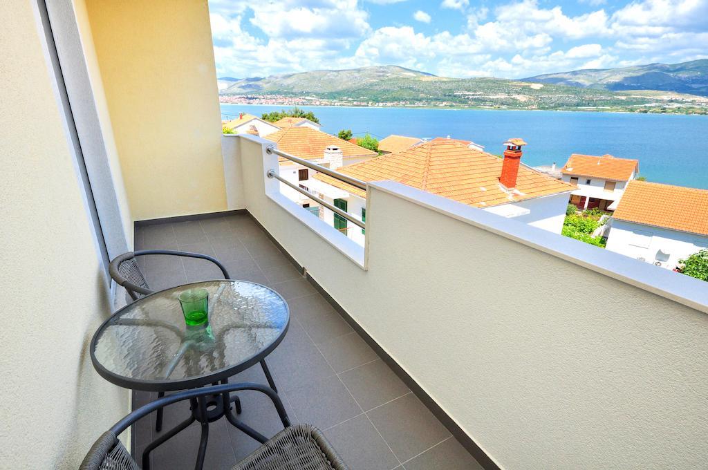 Apartments Sakal Trogir Habitación foto