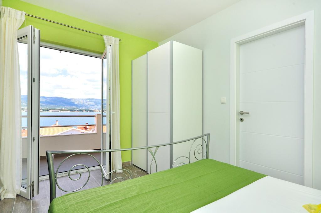 Apartments Sakal Trogir Habitación foto