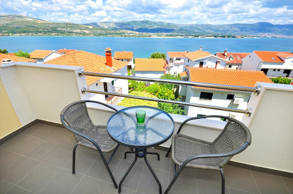 Apartments Sakal Trogir Habitación foto